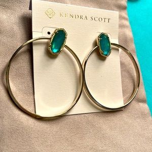 Kendra Scott Mayra Hoop Earrings In Gold